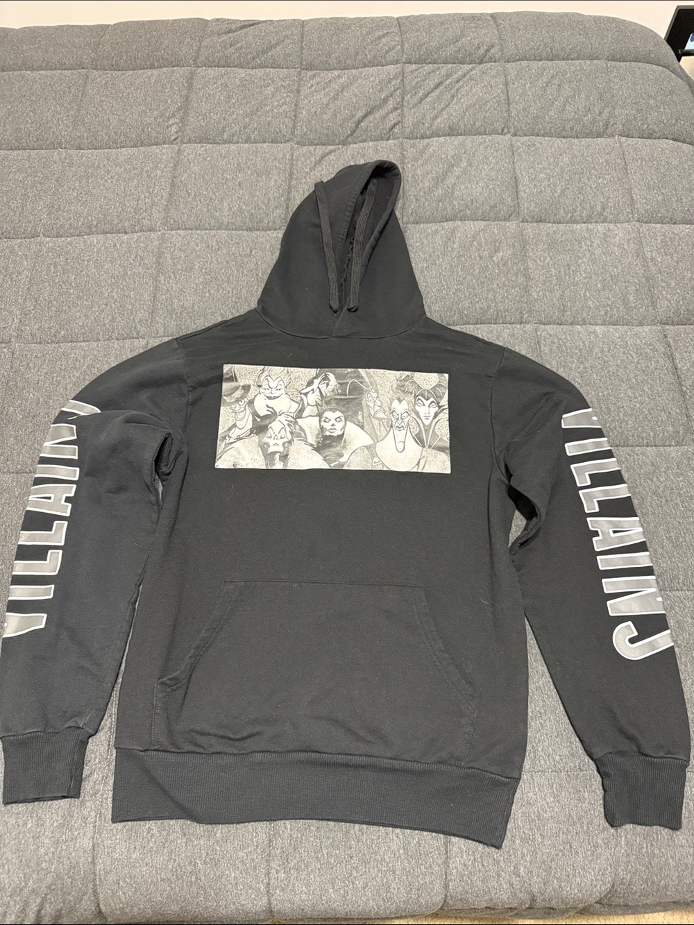 Disney Villains Pullover Hoodie Black Box Graphic Mens Size Small S